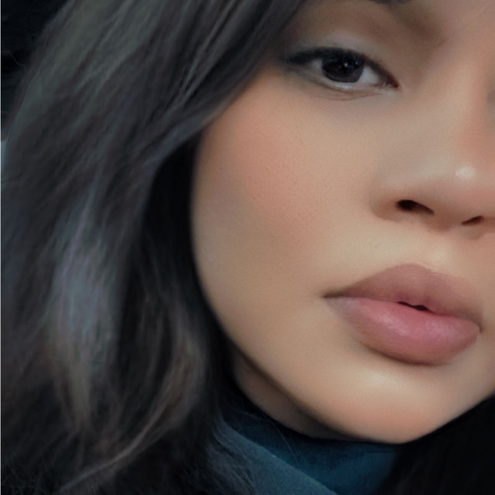 Meet your Posher, Celeste